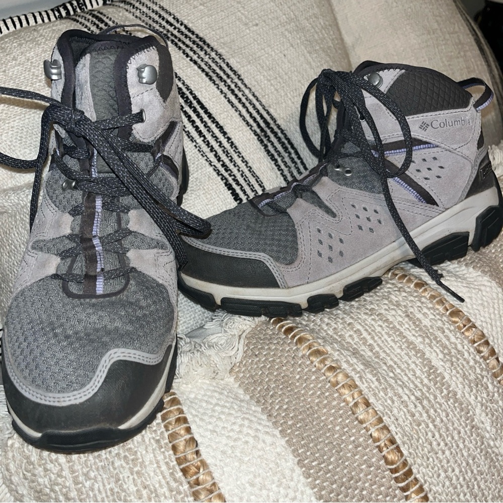 Columbia Gray and Black Mid-Top Hiking Shoes